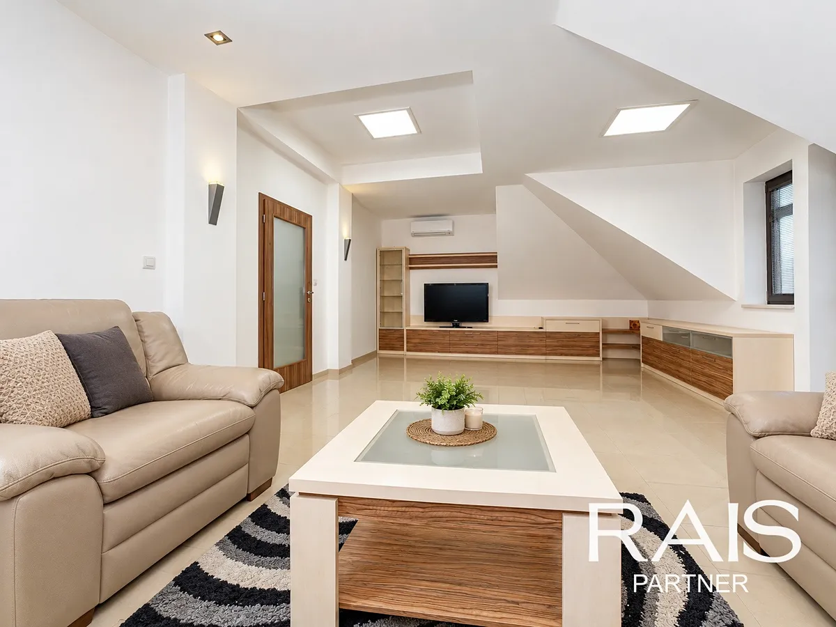 Prodej ubytovacího zařízení 235 m²